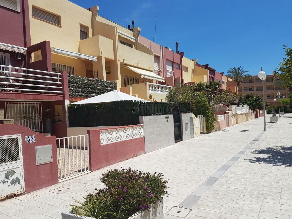 فيلا Duplex, Piscina Y Playa بويبلا دي فارنالس المظهر الخارجي الصورة